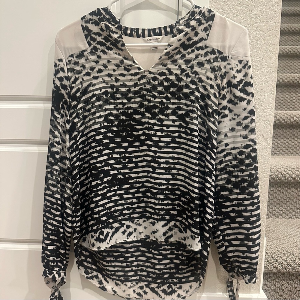 Calvin Klein Black and White Long Sleeve Patterned Blouse Top XS